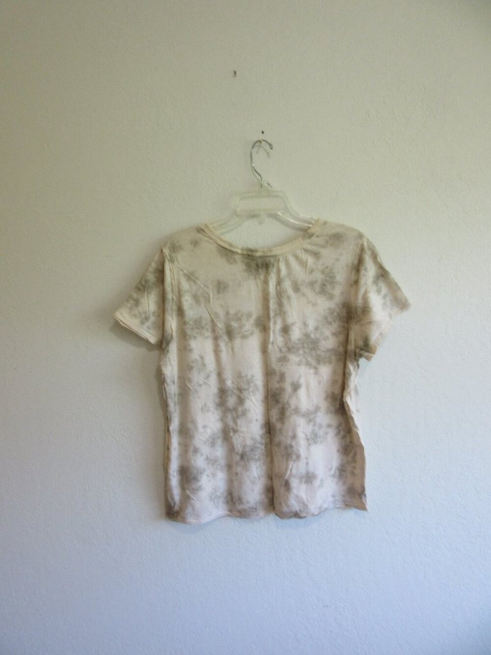 We The Free Beige Tye Dye XL Pullover Crewneck Shortsleeve TeeShirt Top - Picture 2 of 4
